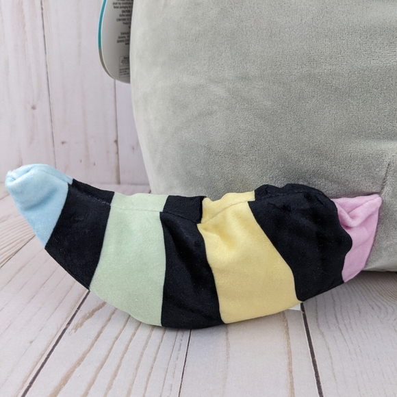Kellytoy Squishmallows Max the Raccoon Gray Black Rainbow New with Tags 12" - Picture 8 of 11